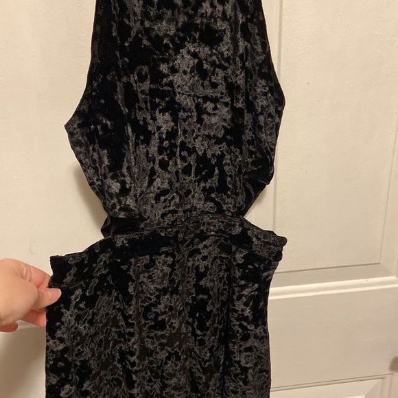 Hollister High Neck Velvet Mini Dress - Picture 3 of 9